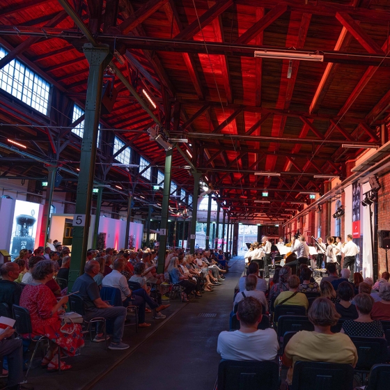 Publikum bei einem Konzert in der Remise